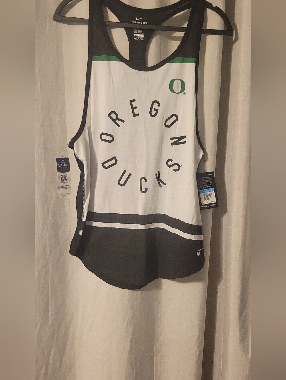 NIKE Oregon Ducks White & Black Tank Top
